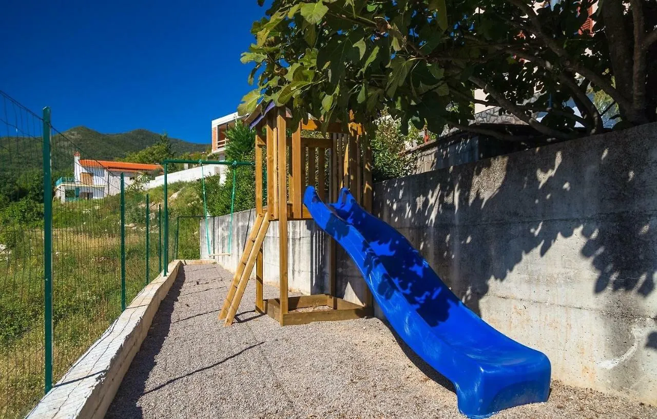 Villa Marina Veprinac 0*,  Kroatien